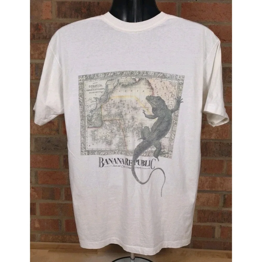 Banana Republic Medium Vintage 80s Pocket T White Shirt Lizard Map Outdoors USA